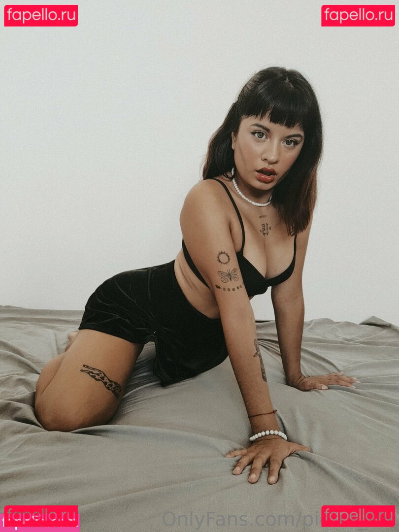 artezoneplus / pietra_blu Onlyfans Photo Gallery 