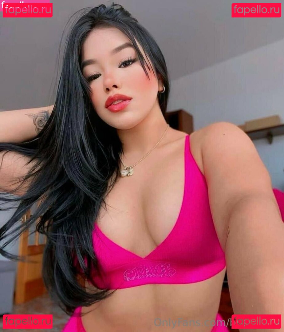 bustynina / tinabusty Onlyfans Photo Gallery 