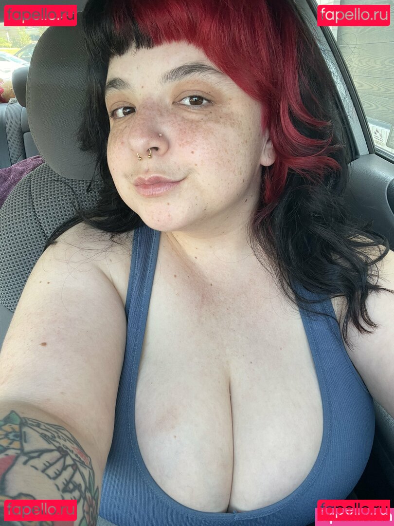 Peachxbrat / notreallyjcm / strawberryxfnta Onlyfans Photo Gallery 