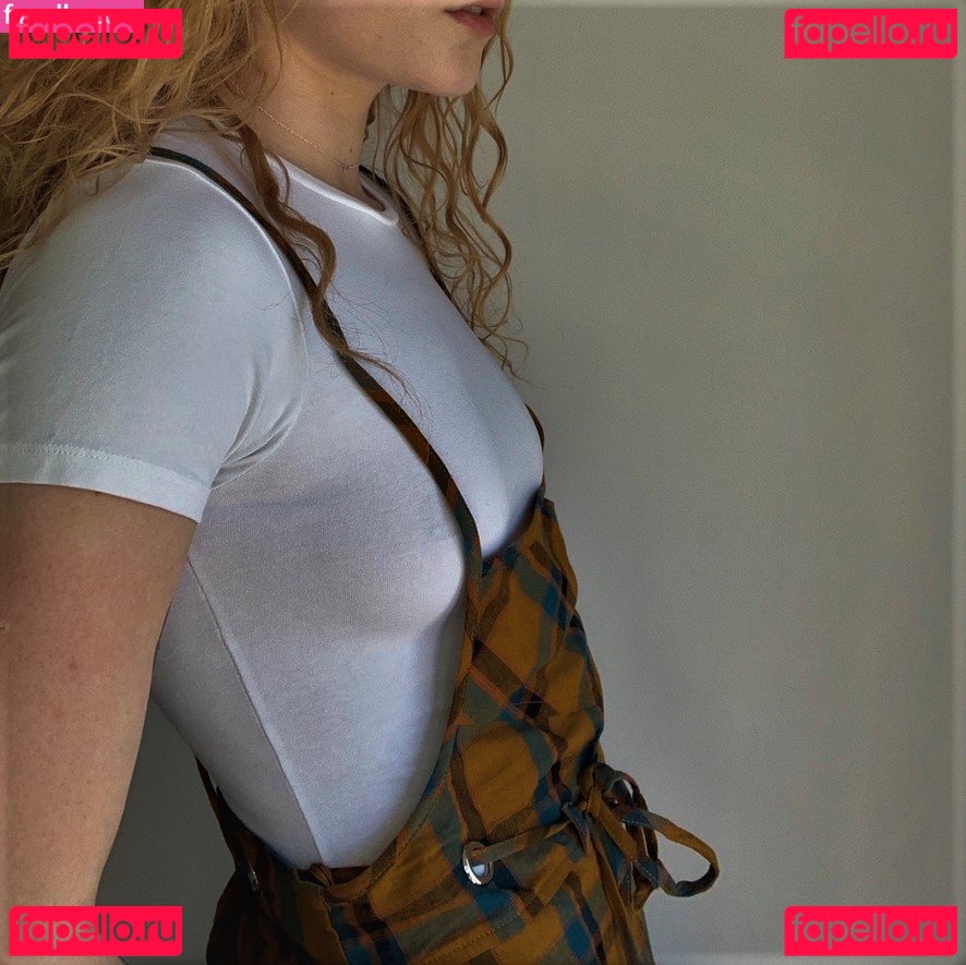 Janet Devlin / JanetJealousy / janetdevlinofficial Onlyfans Photo Gallery 