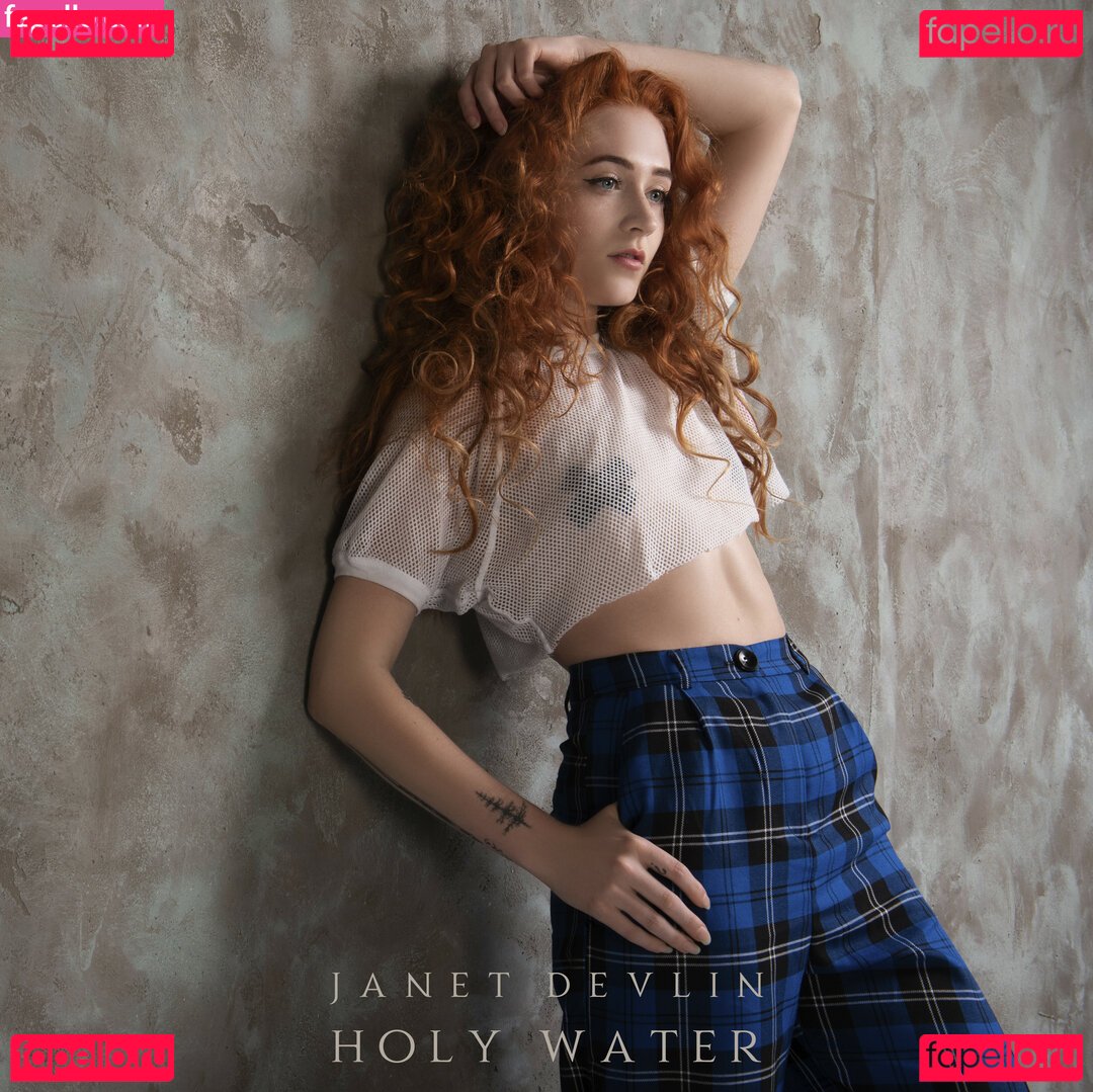 Janet Devlin / JanetJealousy / janetdevlinofficial Onlyfans Photo Gallery 