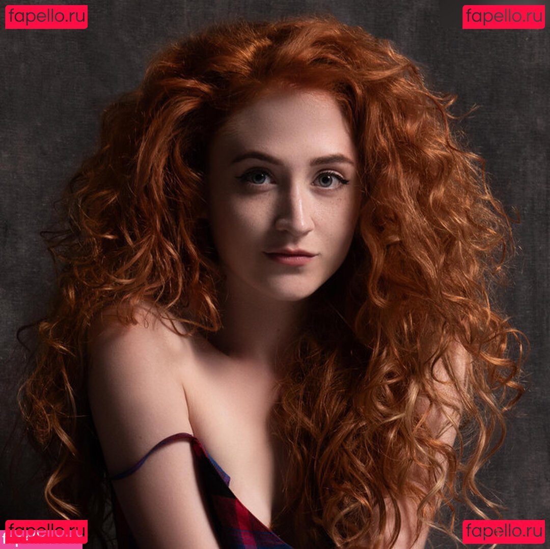 Janet Devlin / JanetJealousy / janetdevlinofficial Onlyfans Photo Gallery 