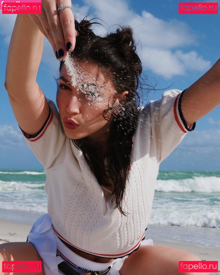 ursulolita / Úrsula Corberó Onlyfans Photo Gallery 