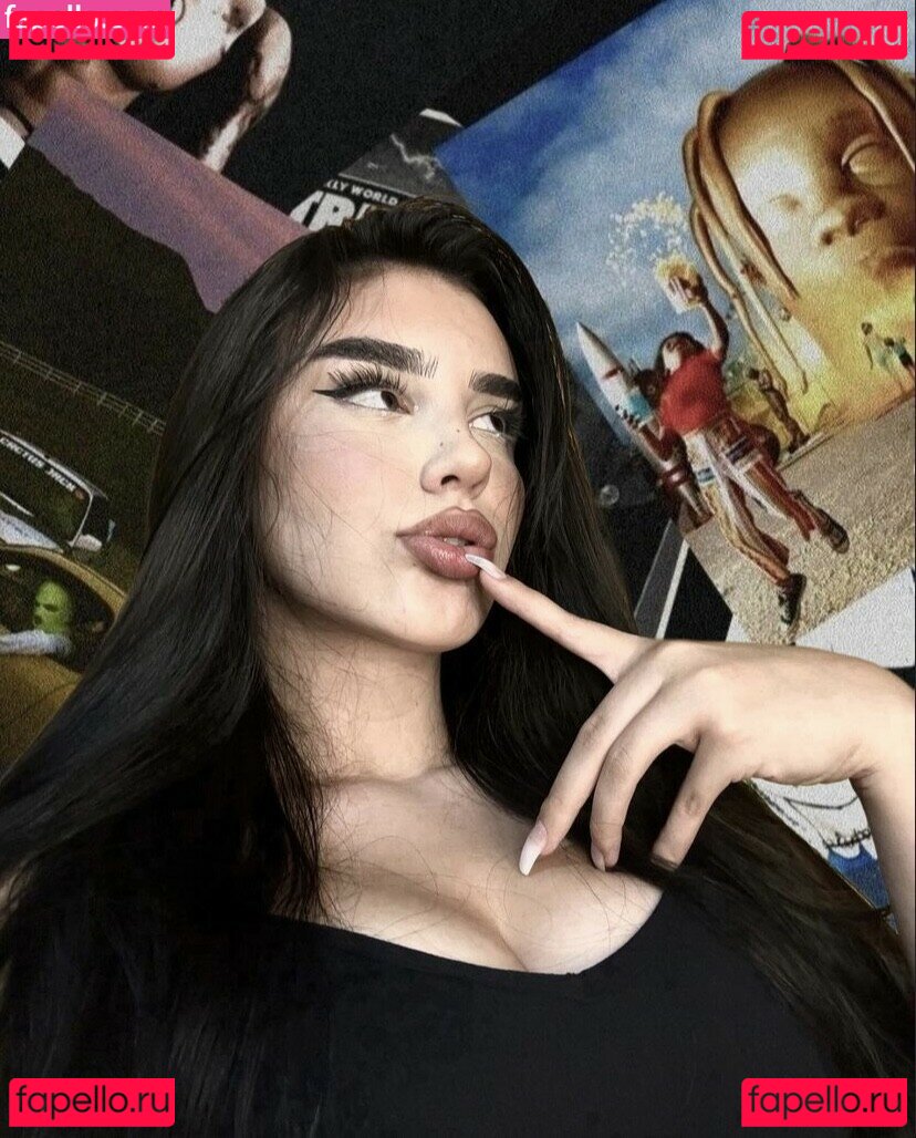 amaliemfr Onlyfans Photo Gallery 