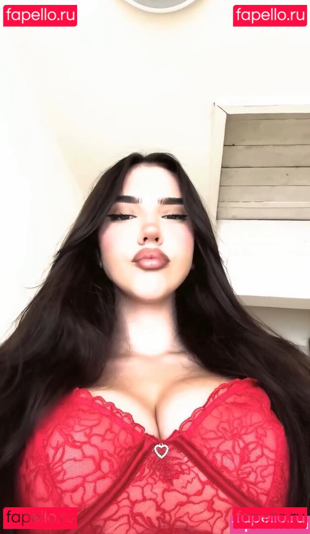 amaliemfr Onlyfans Photo Gallery 