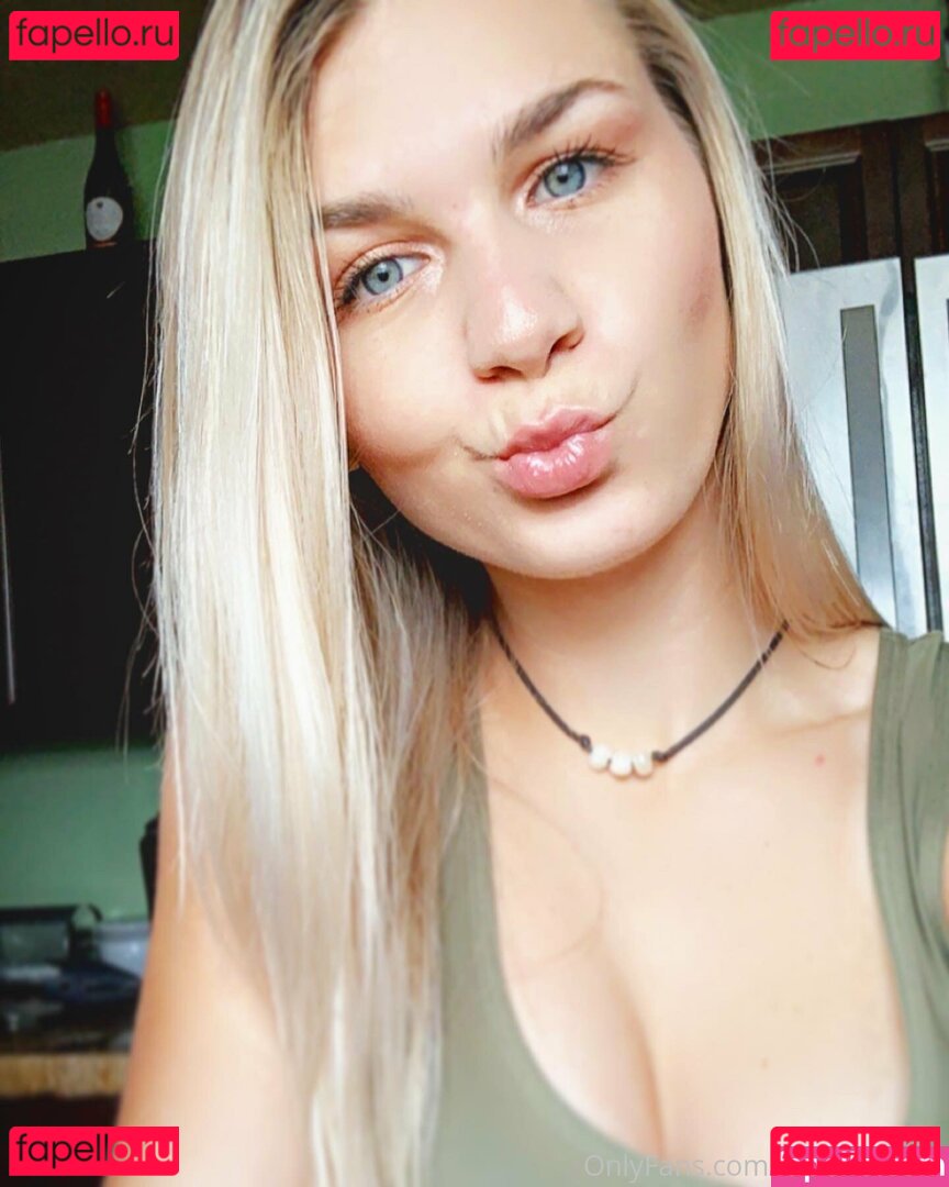 hunnyxo / hunnyxoxo2 Onlyfans Photo Gallery 