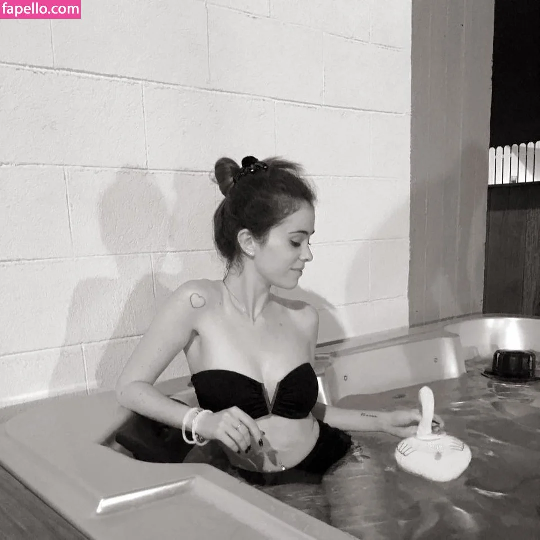 Yağmur Şimşek Onlyfans Photo Gallery 