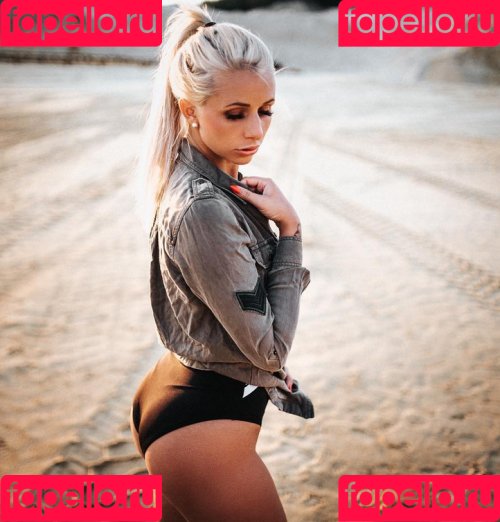 Carina Spack Onlyfans Photo Gallery 