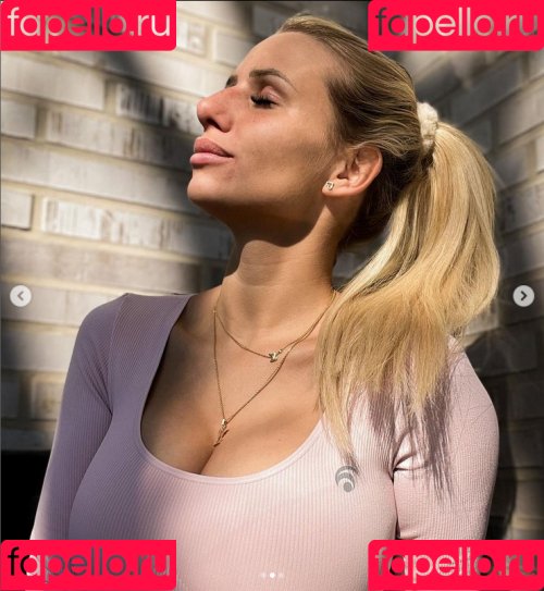 Carina Spack Onlyfans Photo Gallery 