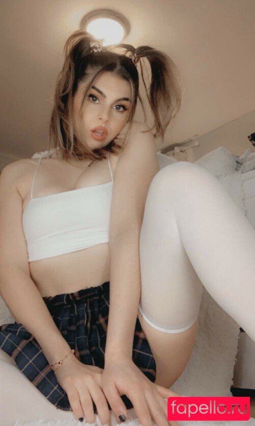 Kaiakittenxo / katyakittenxo Onlyfans Photo Gallery 