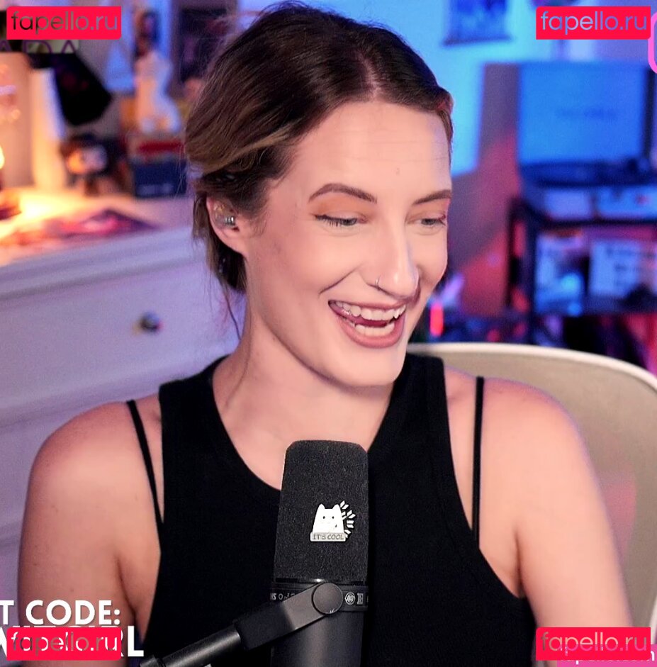 BasicWitGirl / tbhlessbasic Onlyfans Photo Gallery 