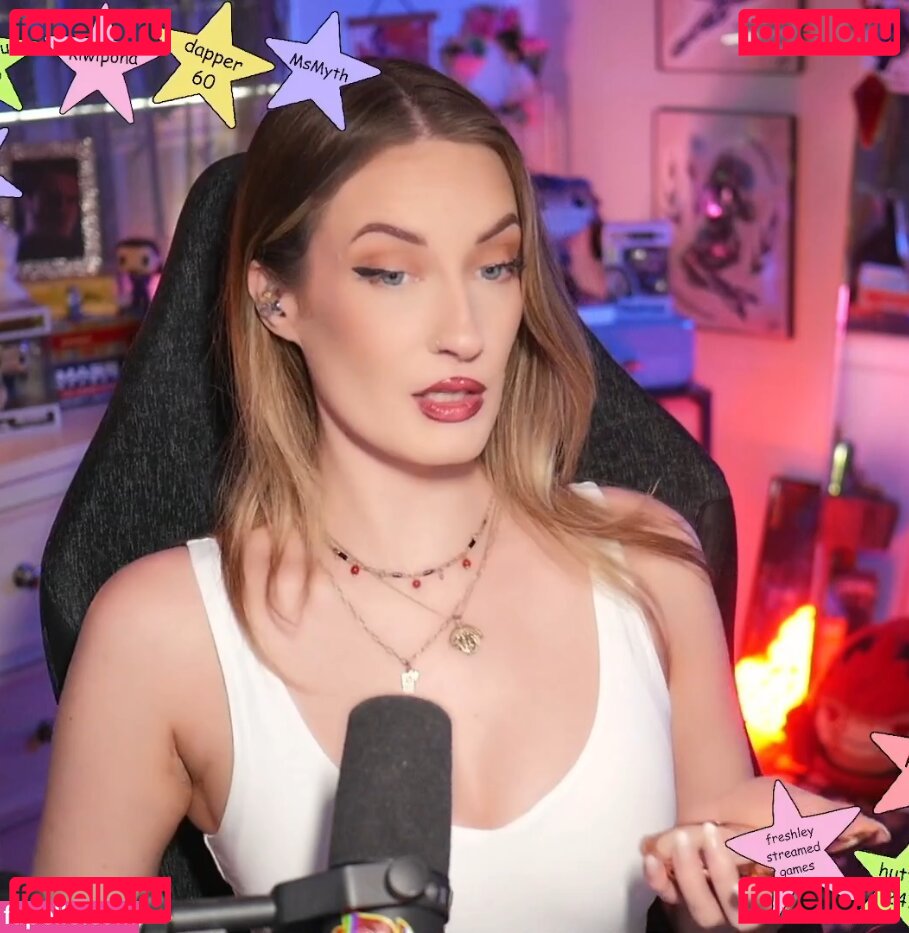 BasicWitGirl / tbhlessbasic Onlyfans Photo Gallery 