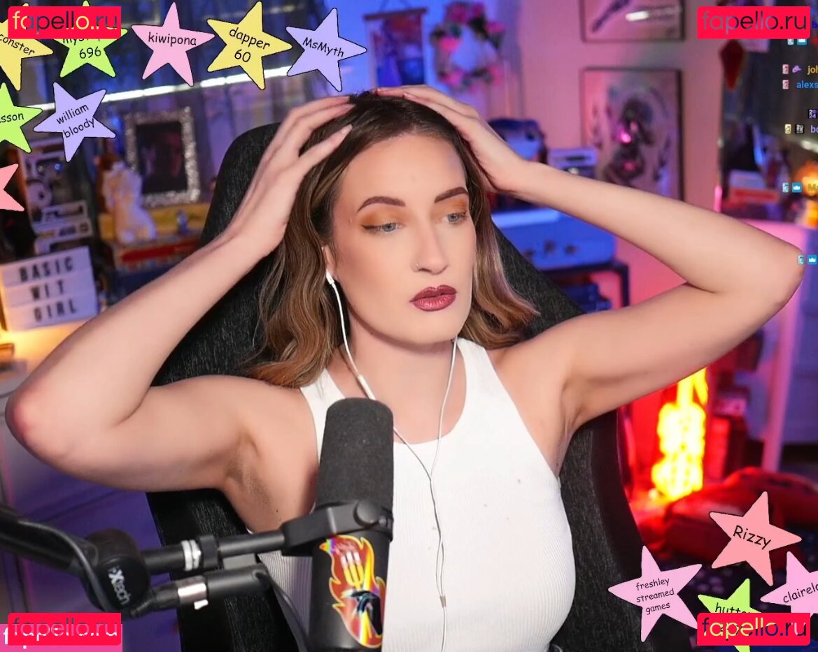 BasicWitGirl / tbhlessbasic Onlyfans Photo Gallery 