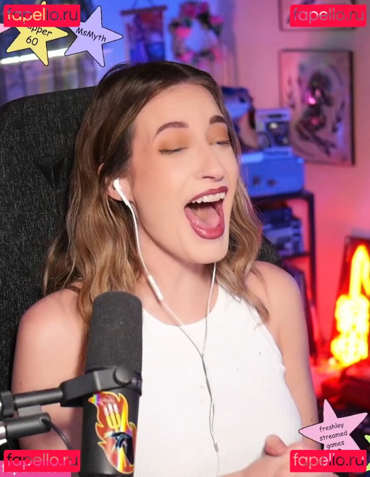 BasicWitGirl / tbhlessbasic Onlyfans Photo Gallery 