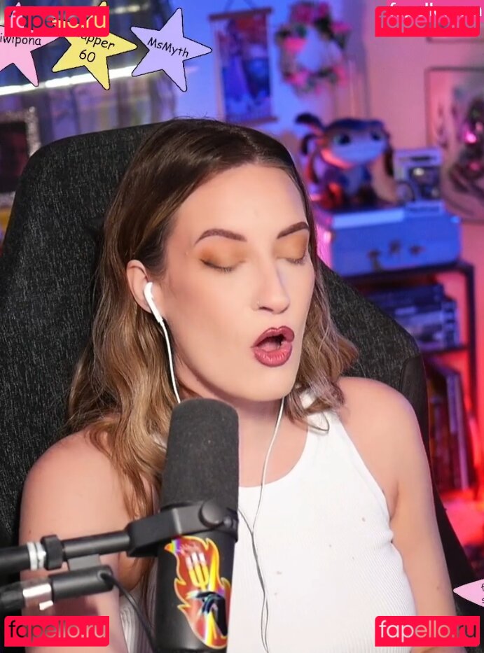 BasicWitGirl / tbhlessbasic Onlyfans Photo Gallery 