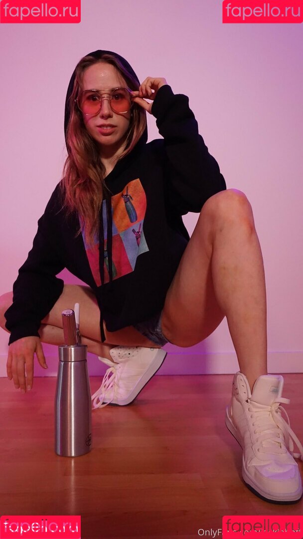 jackiehoff Onlyfans Photo Gallery 