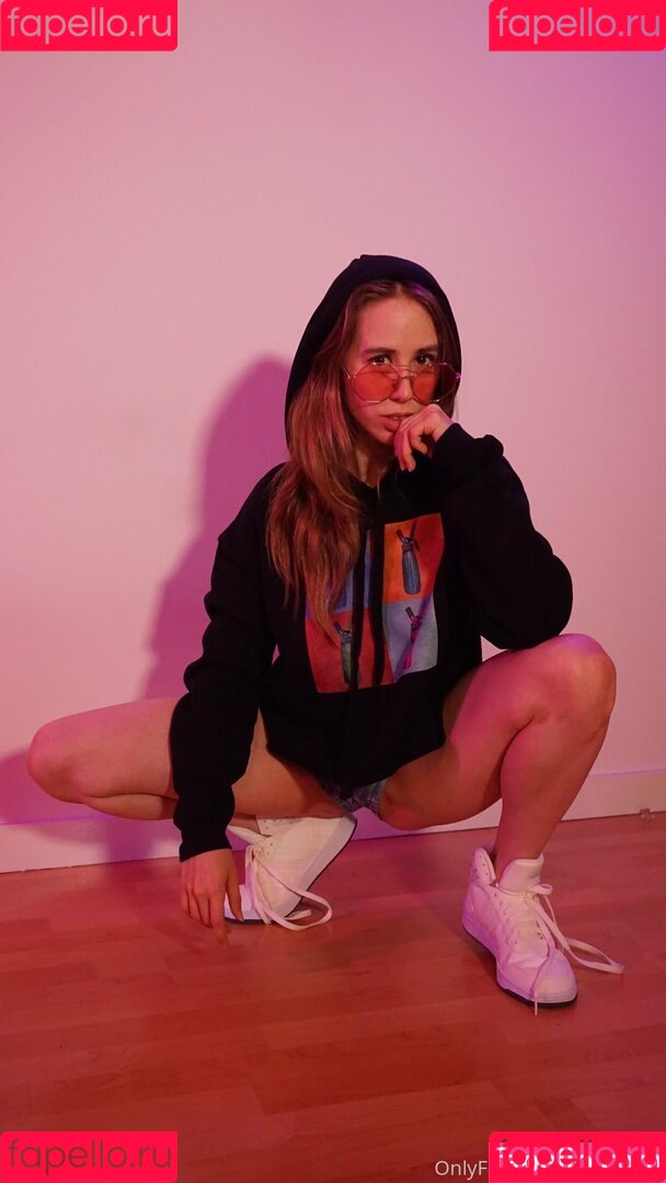 jackiehoff Onlyfans Photo Gallery 