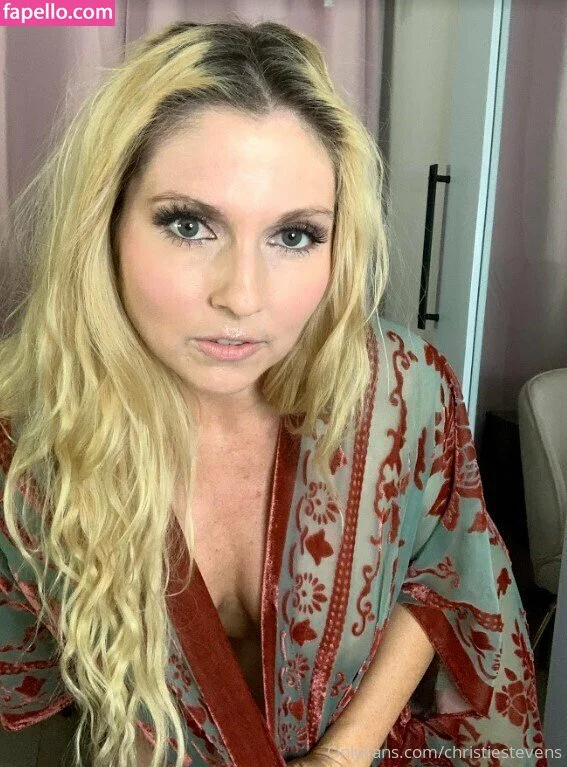christiestevens Onlyfans Photo Gallery 