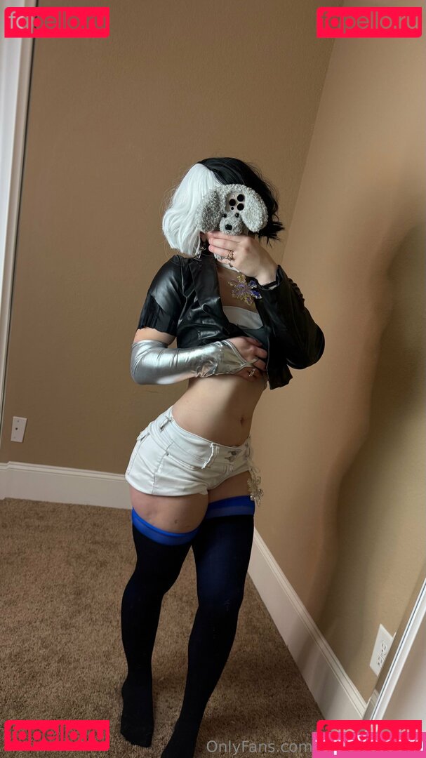 plumcry Onlyfans Photo Gallery 