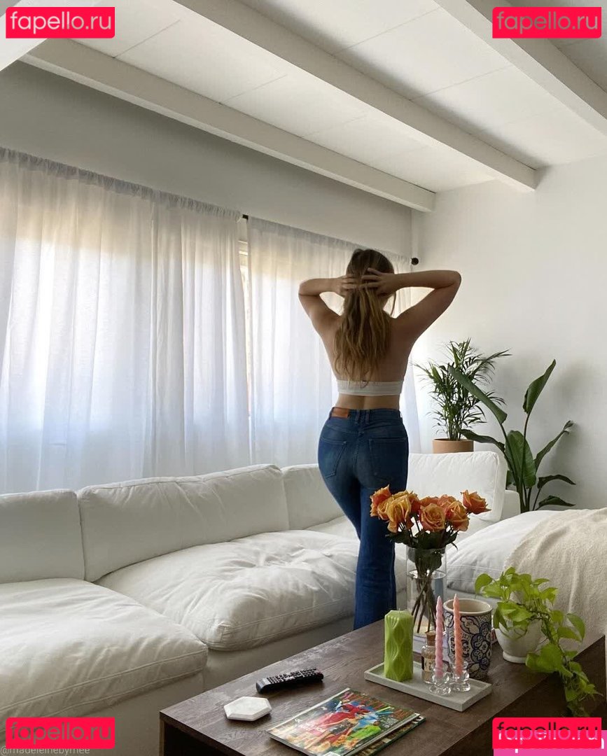 Madeleine Byrne / madeleinebyrnee Onlyfans Photo Gallery 