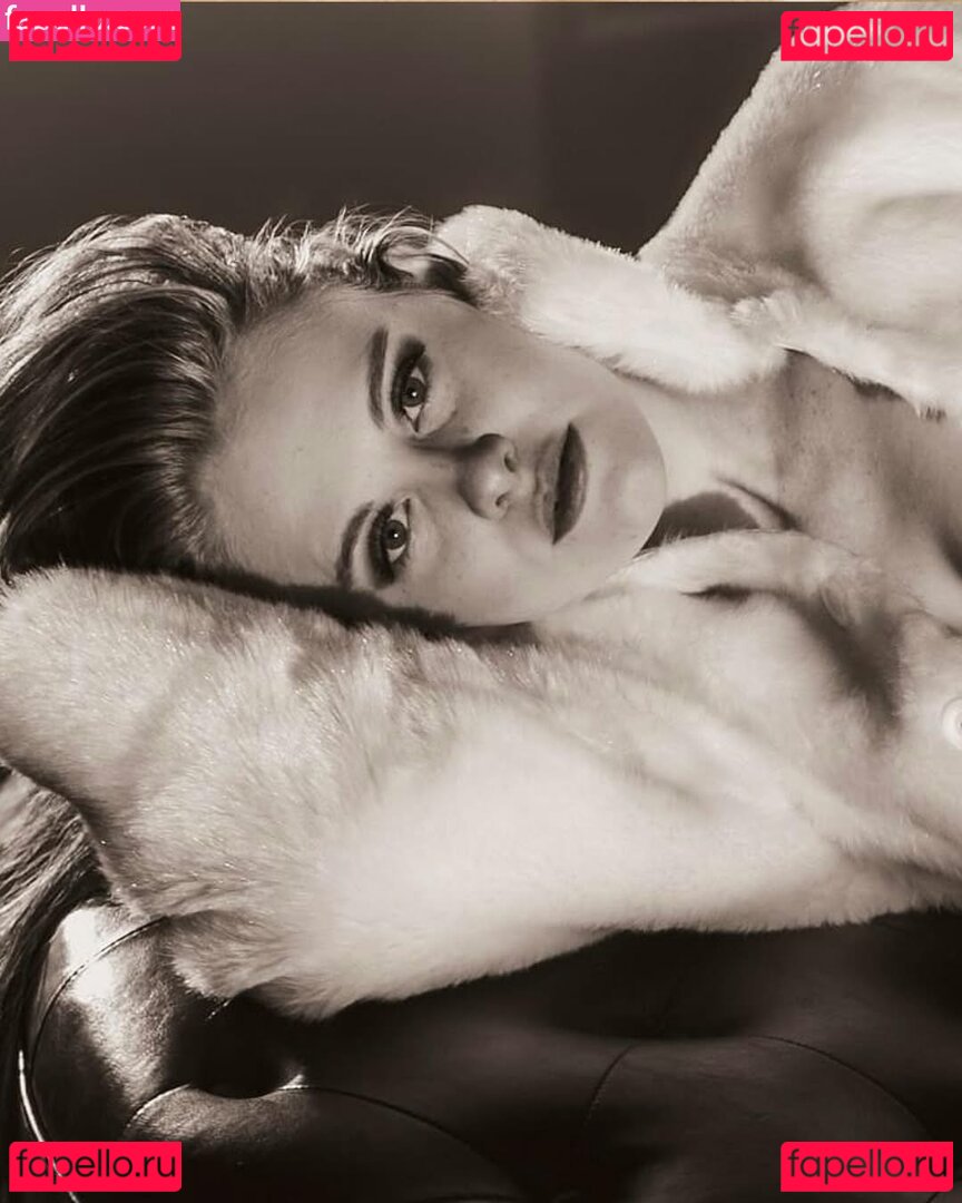 lalatada Onlyfans Photo Gallery 