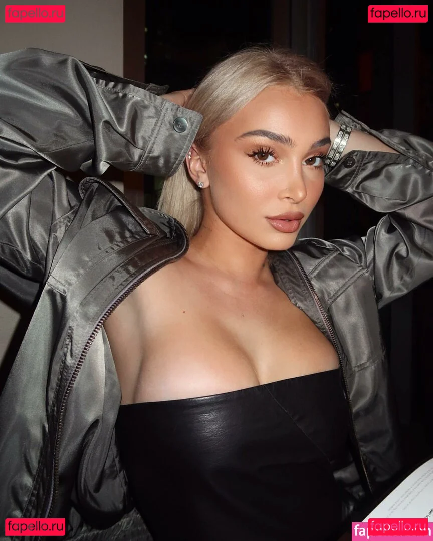 Camaryn Swanson Onlyfans Photo Gallery 