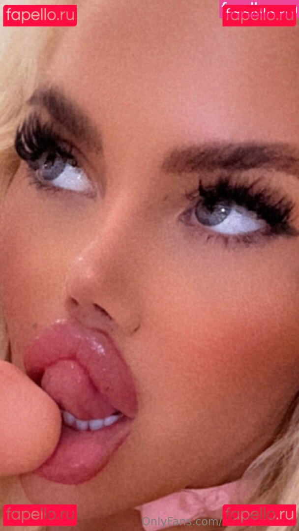 Candycharms / candycharmsofficialx Onlyfans Photo Gallery 