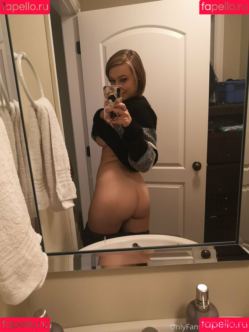 trynatie Onlyfans Photo Gallery 