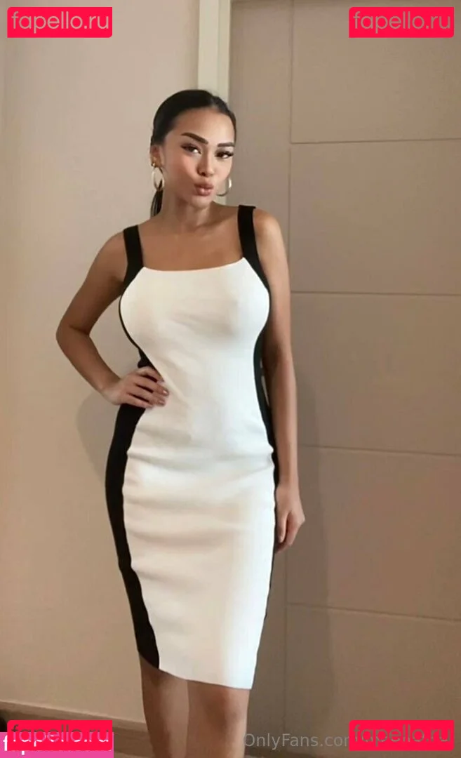 meenathai Onlyfans Photo Gallery 