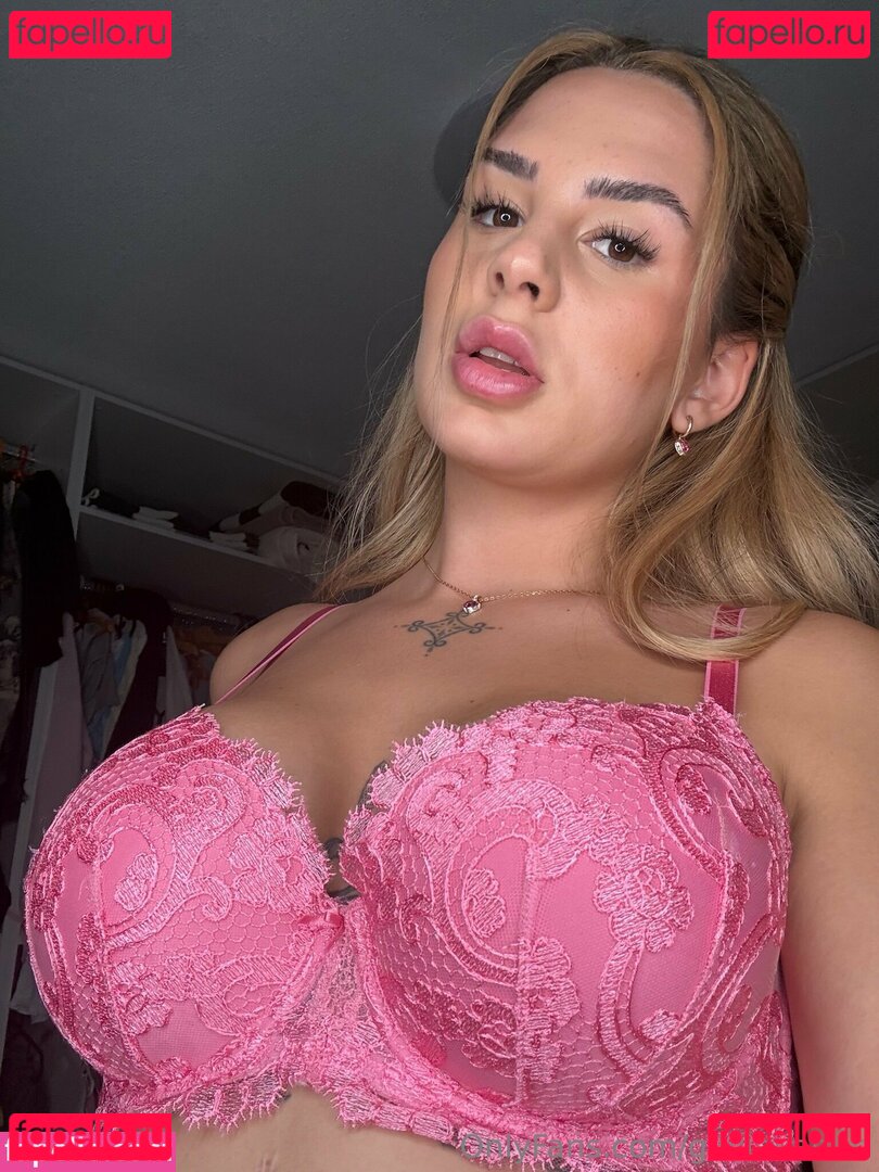 giuliavaneri Onlyfans Photo Gallery 