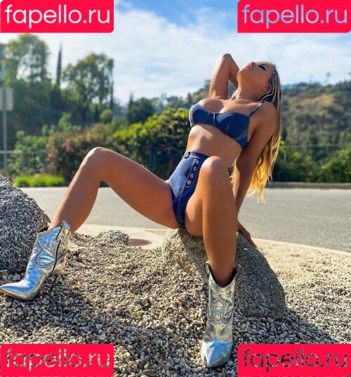 Carmen Electra Onlyfans Photo Gallery 