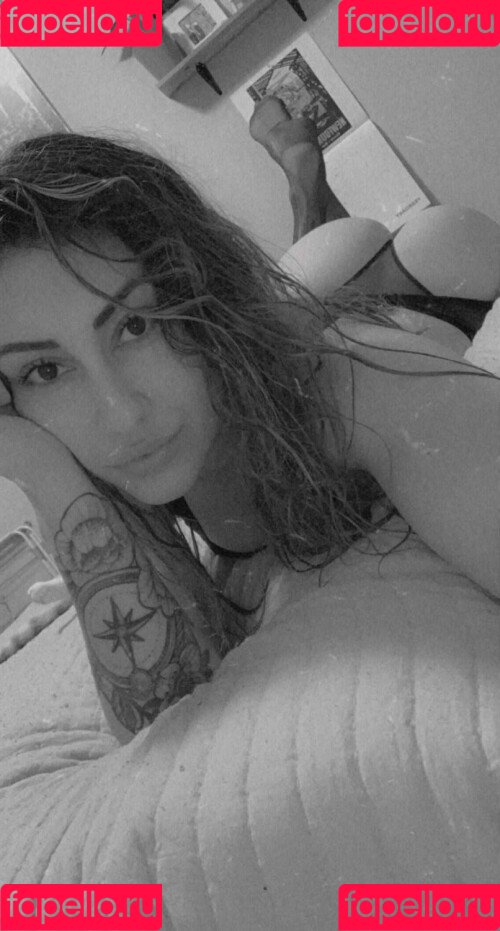 Haley Lorenz Onlyfans Photo Gallery 