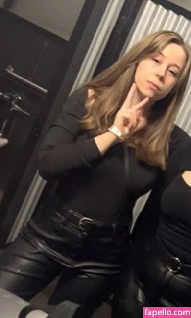 actuallyalisa Onlyfans Photo Gallery 