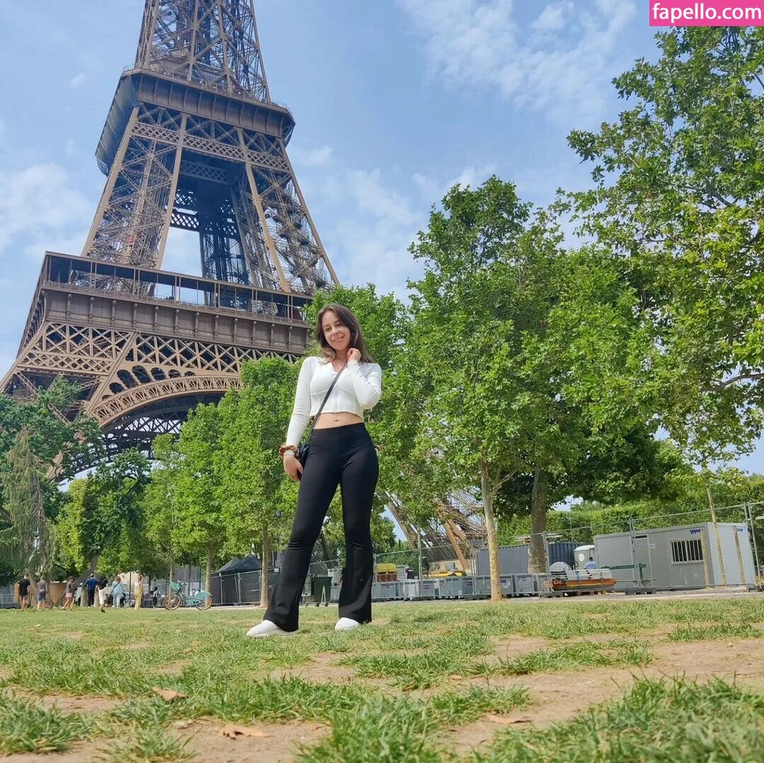 actuallyalisa Onlyfans Photo Gallery 