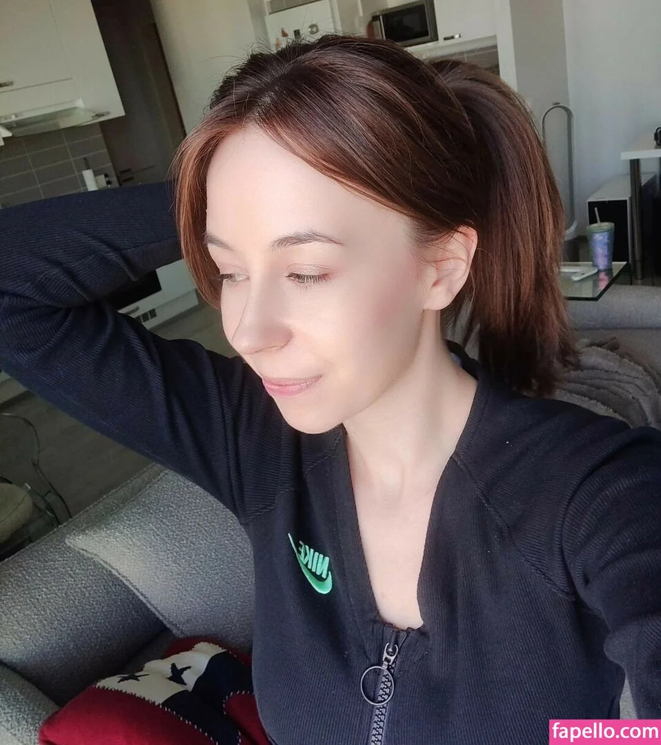 actuallyalisa Onlyfans Photo Gallery 