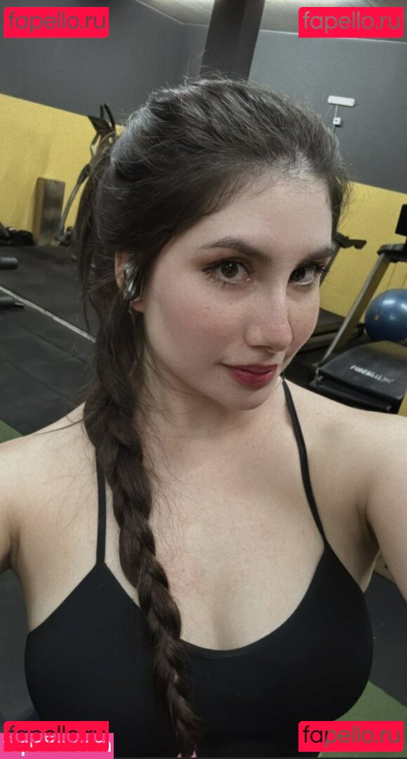 fr4vinha / fwtina Onlyfans Photo Gallery 