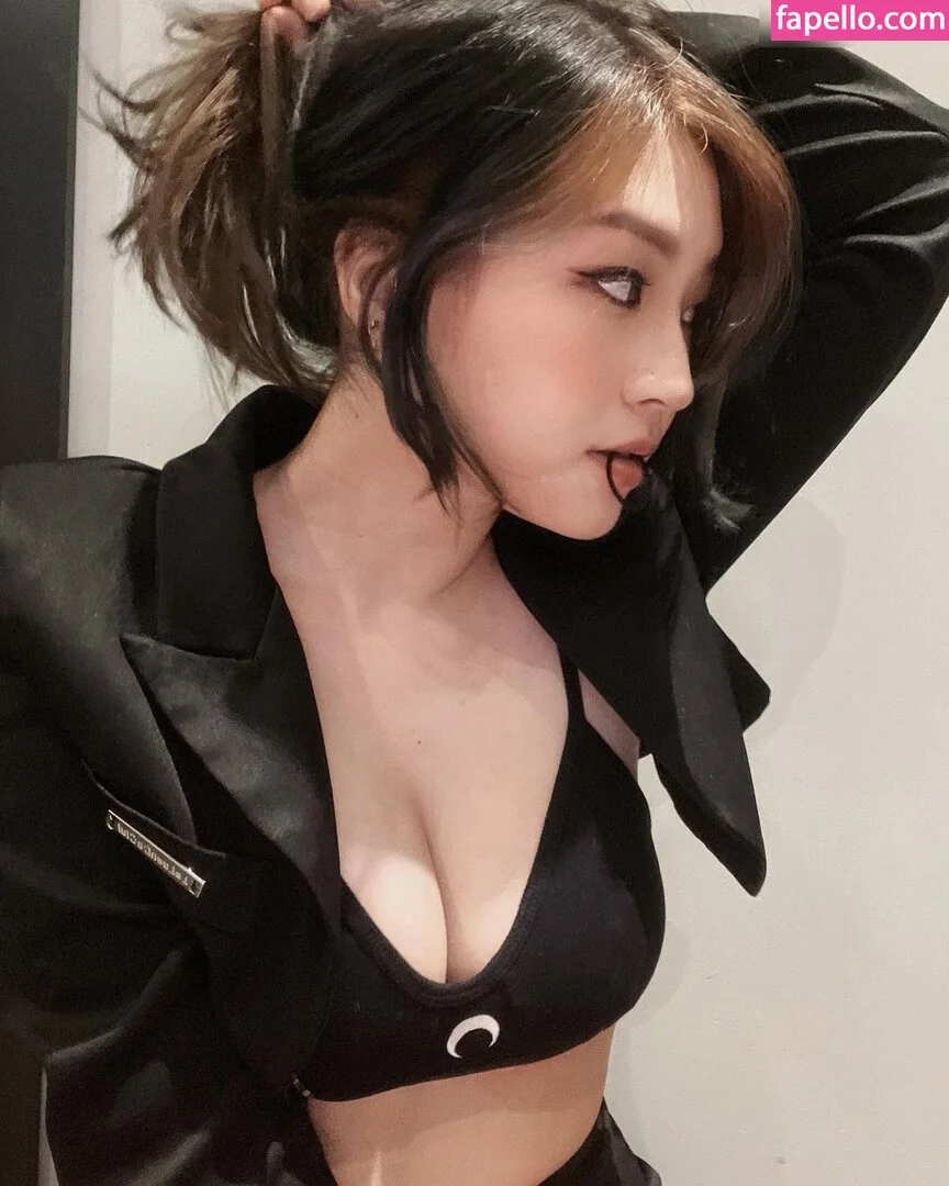 hanyuuuwu Onlyfans Photo Gallery 