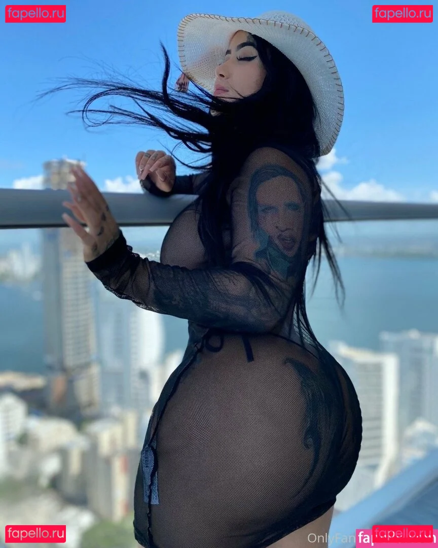 nyablu Onlyfans Photo Gallery 