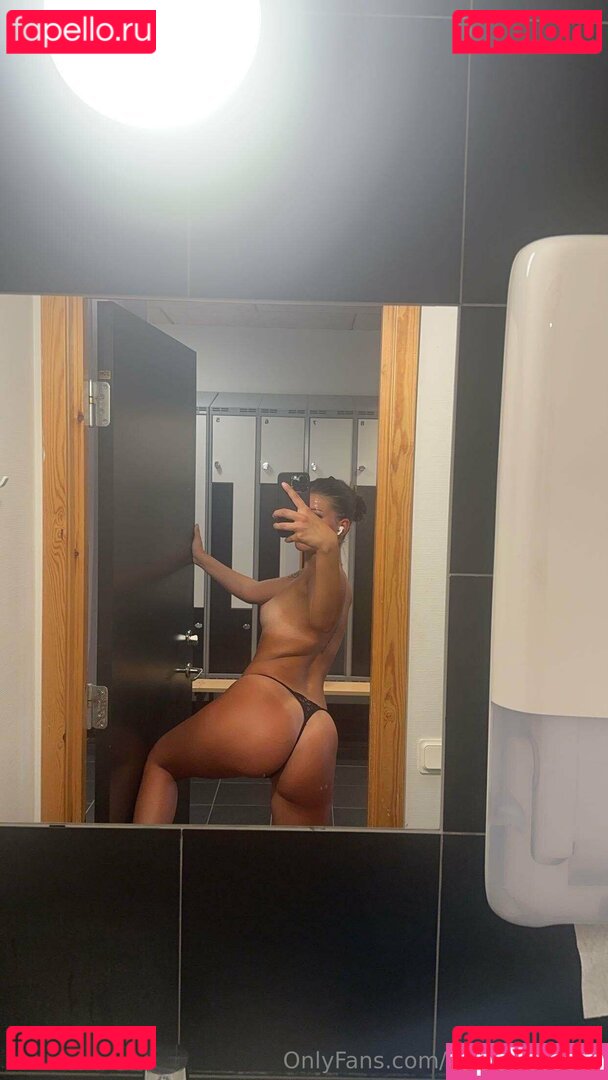 jenniferlundin / thejenlandon Onlyfans Photo Gallery 