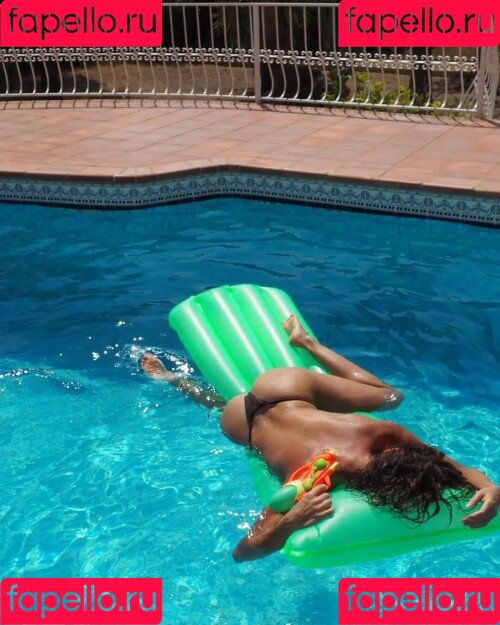 Andja Lorein Onlyfans Photo Gallery 