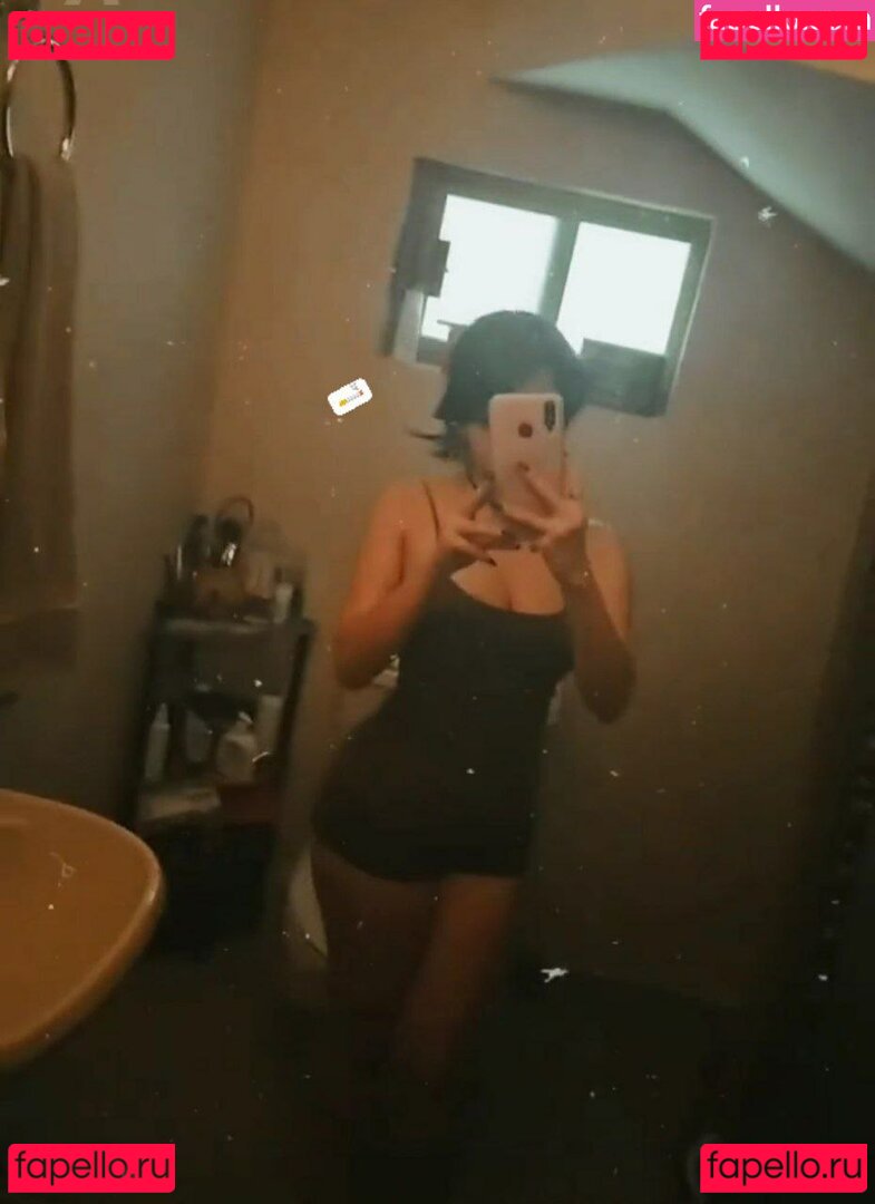 Nickdronninger / nickcapra Onlyfans Photo Gallery 