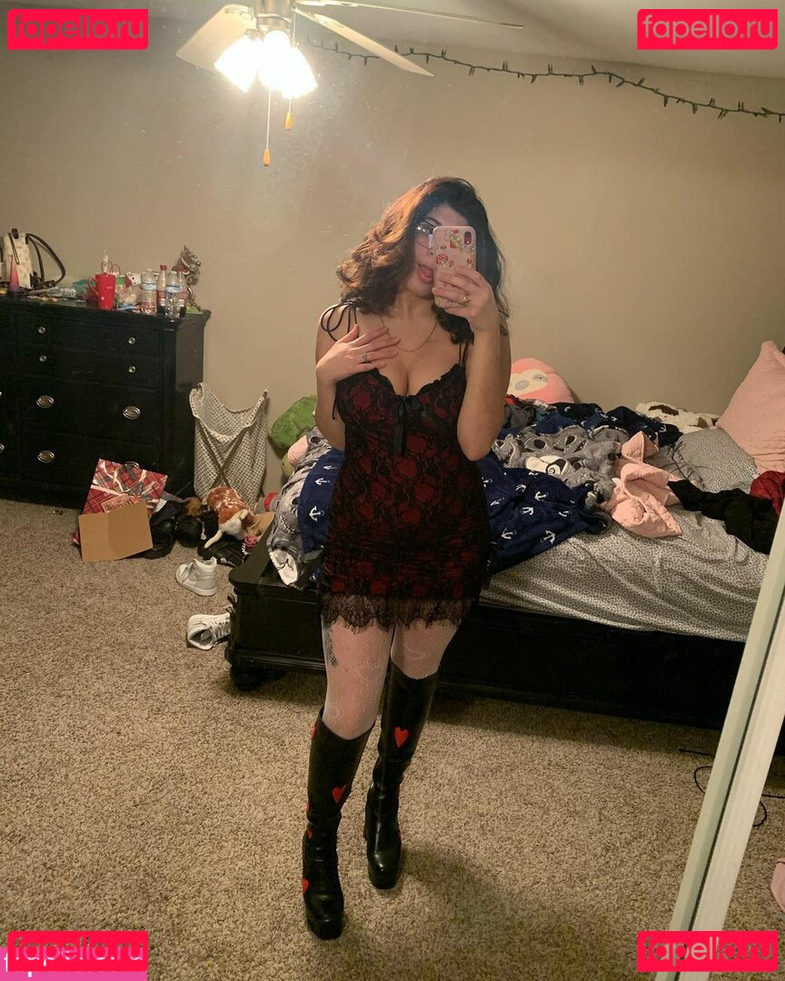 IiIjiggles / idali.guebara18 / jigglesssss / peachyidali Onlyfans Photo Gallery 