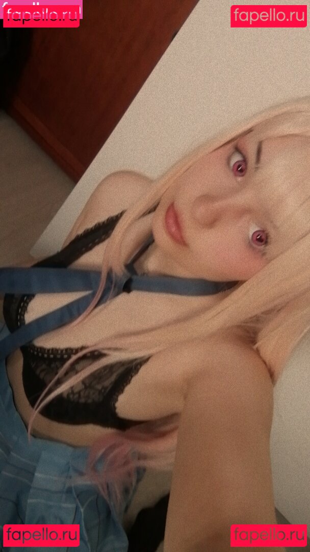 Luxtresh / PlastiqTrash / athena.demos Onlyfans Photo Gallery 