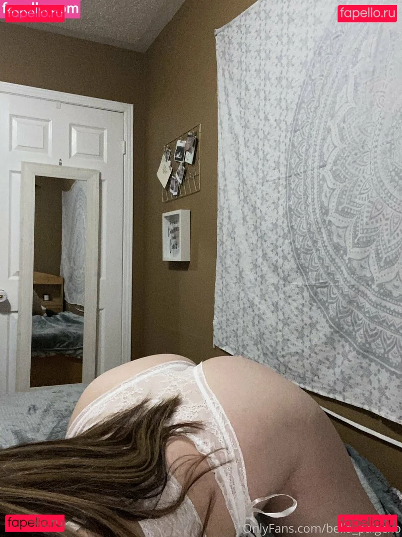 bellaapaigexo Onlyfans Photo Gallery 