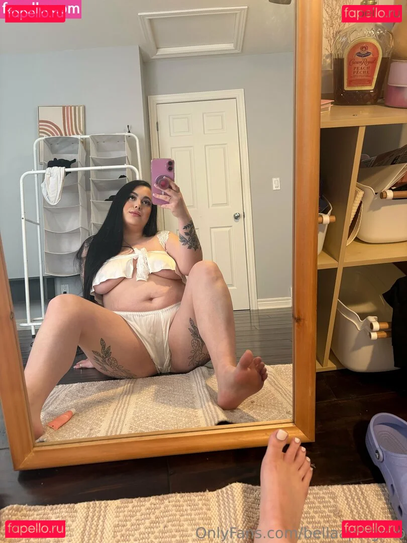 bellaapaigexo Onlyfans Photo Gallery 