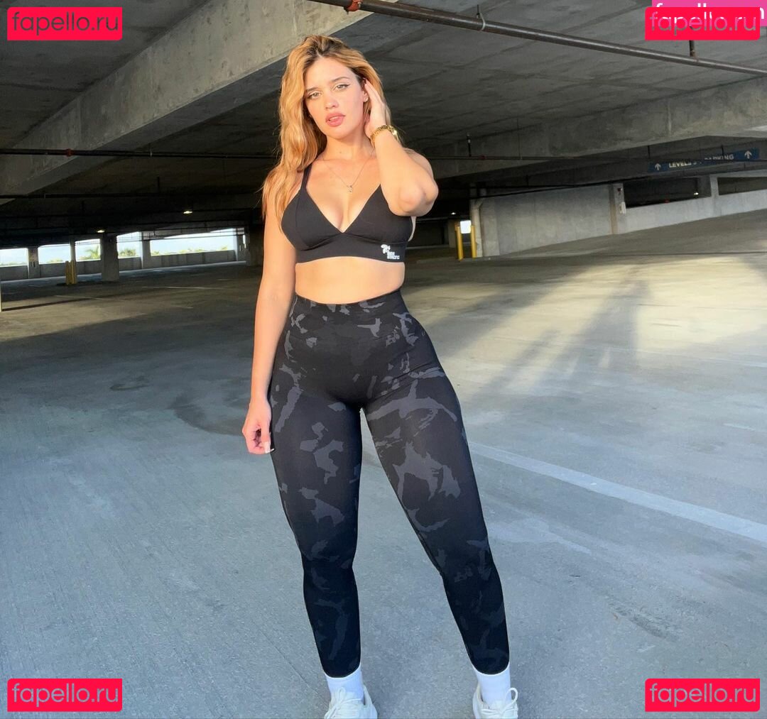 Nadia G / nadiag537 Onlyfans Photo Gallery 