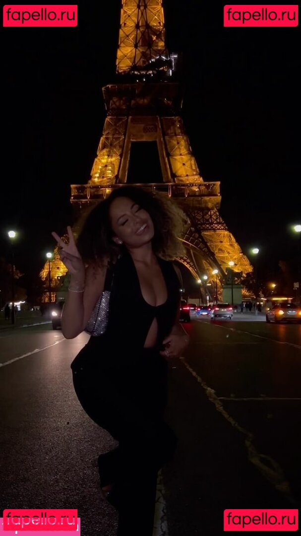 Amber Gill / amberrosegill Onlyfans Photo Gallery 