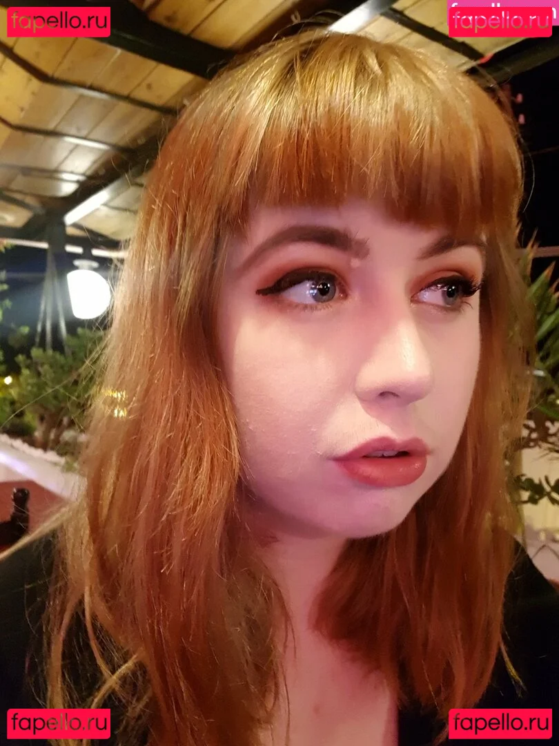 maebry Onlyfans Photo Gallery 