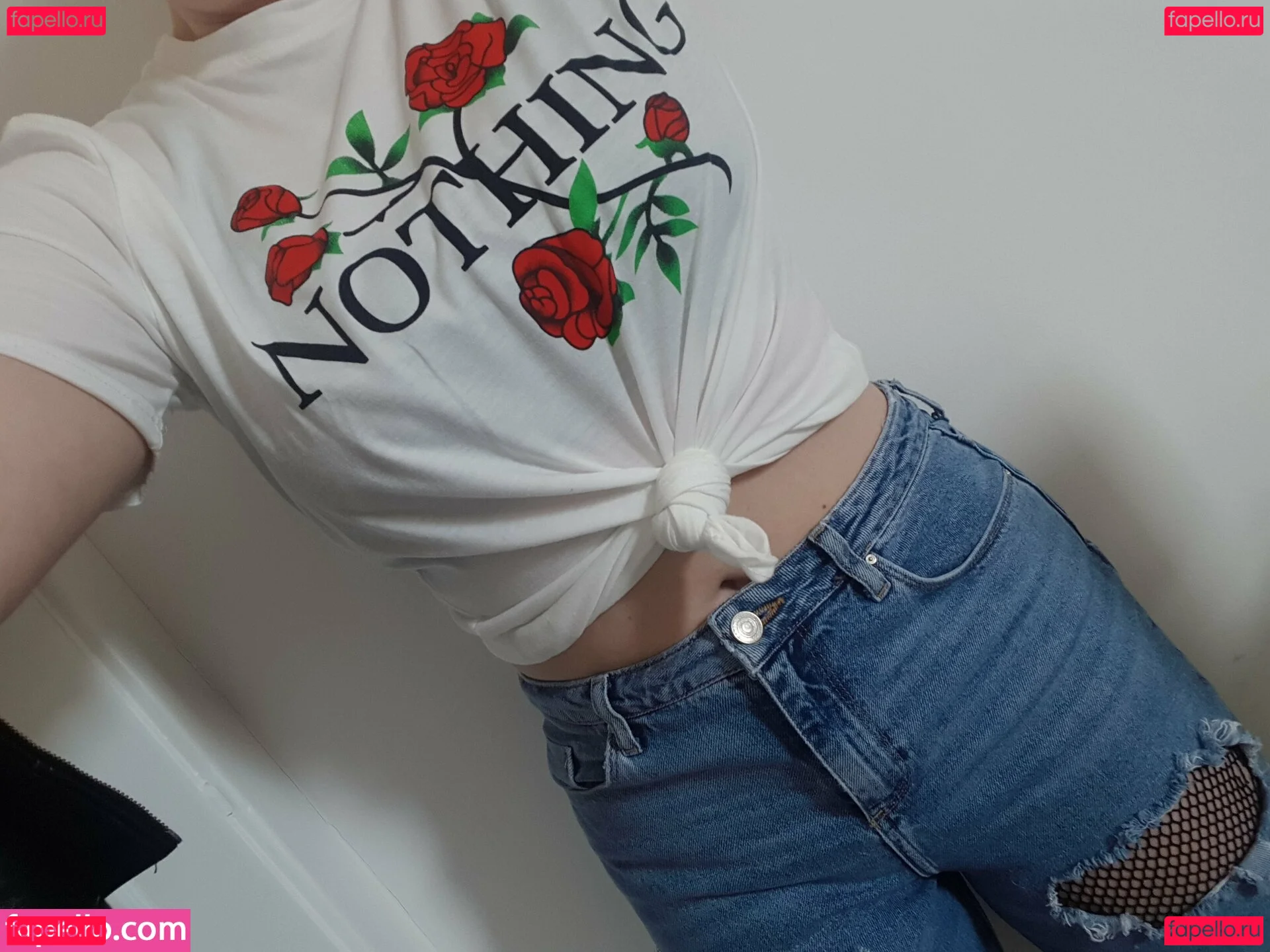 maebry Onlyfans Photo Gallery 