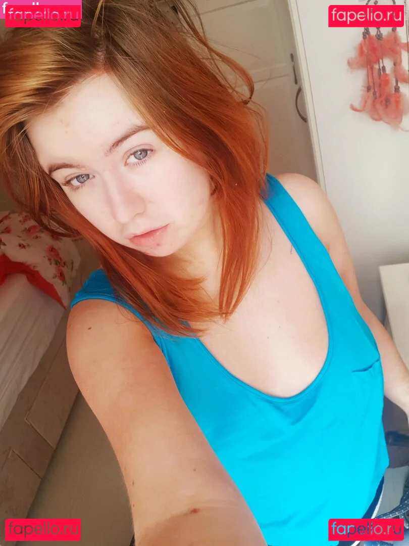 maebry Onlyfans Photo Gallery 